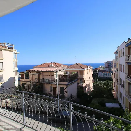 Solaro 53 Apartament San Remo